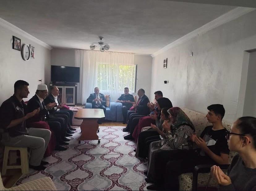  TAZİYE ZİYARETİNDE BULUNDUK.