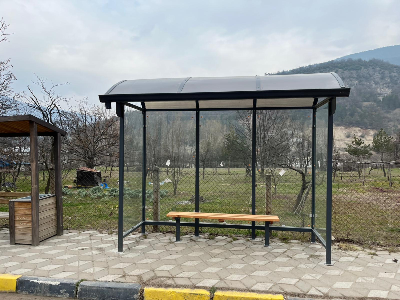 BELDEMİZİN GEREKLİ YERLERİNE BEŞ ADET DURAĞIMIZI YERLEŞTİRDİK