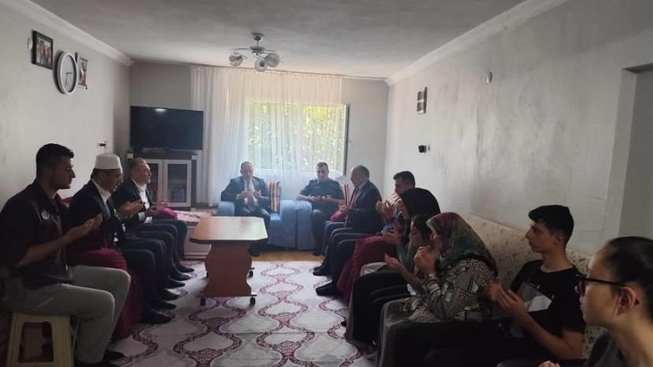  TAZİYE ZİYARETİNDE BULUNDUK.